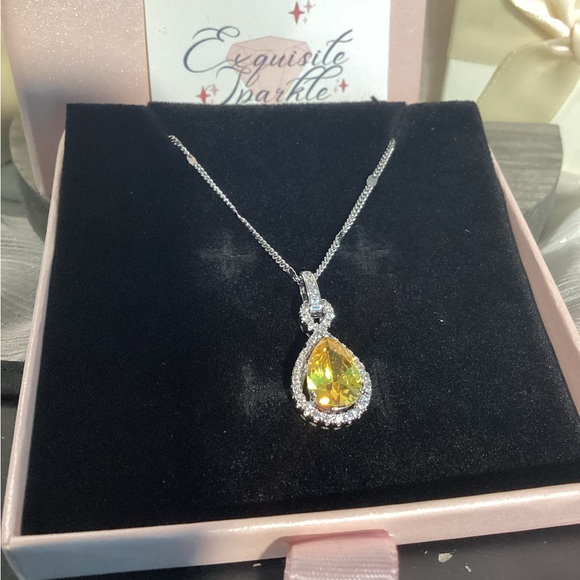 💛Elegant “Yellow Canary CZ Diamond Teardrop Halo Silver Necklace - Picture 6 of 17